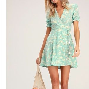 Faithfull The Brand Mira Daisy Mini Dress Floral Print Wrap Style Size 4